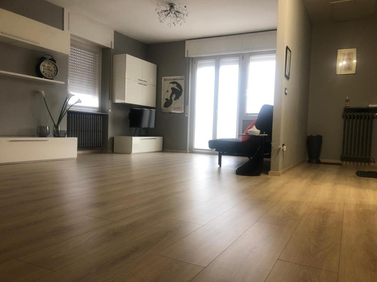"La Bella Della Cappuccina" Casa Con Parcheggio Interno Gratuito Domodossola Exterior foto