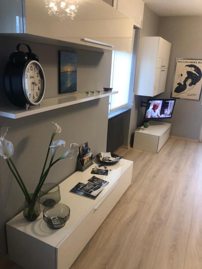 "La Bella Della Cappuccina" Casa Con Parcheggio Interno Gratuito Domodossola Exterior foto